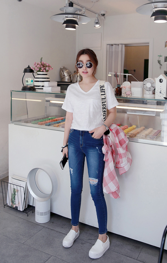 Ripped-Mid-Rise-Skinny-Jeans-1